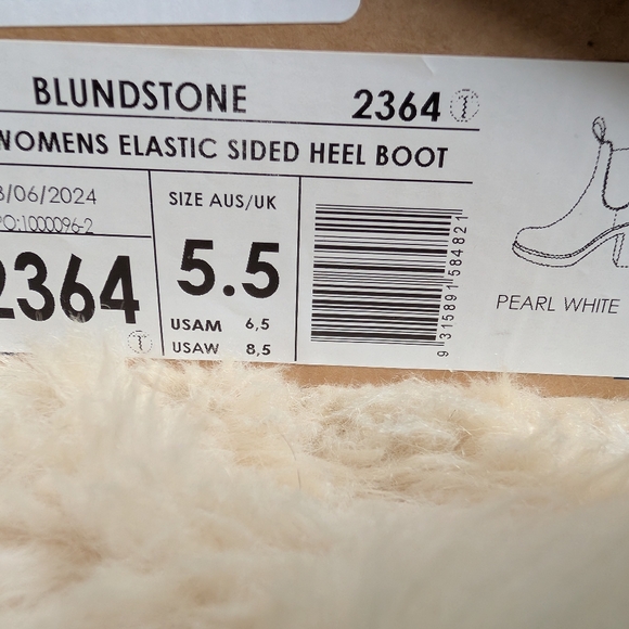 New In Box Blundstone Heel Boots 2364 - US 8.5 - Picture 8 of 8